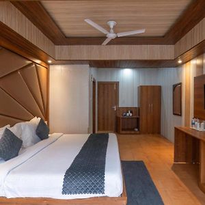Double Room Lake View